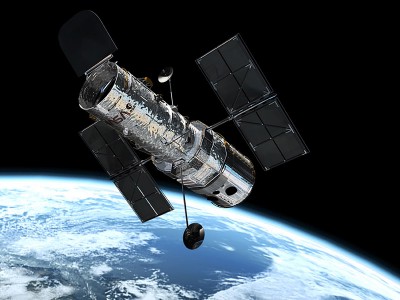 Teleskop Hubble na orbitě Země